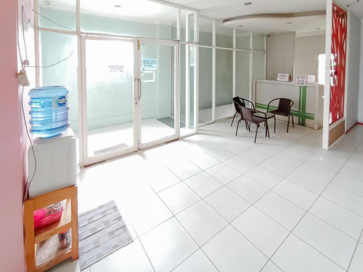 Reddoorz Syariah Near Q-Mall Banjarbaru Martapura  Kültér fotó
